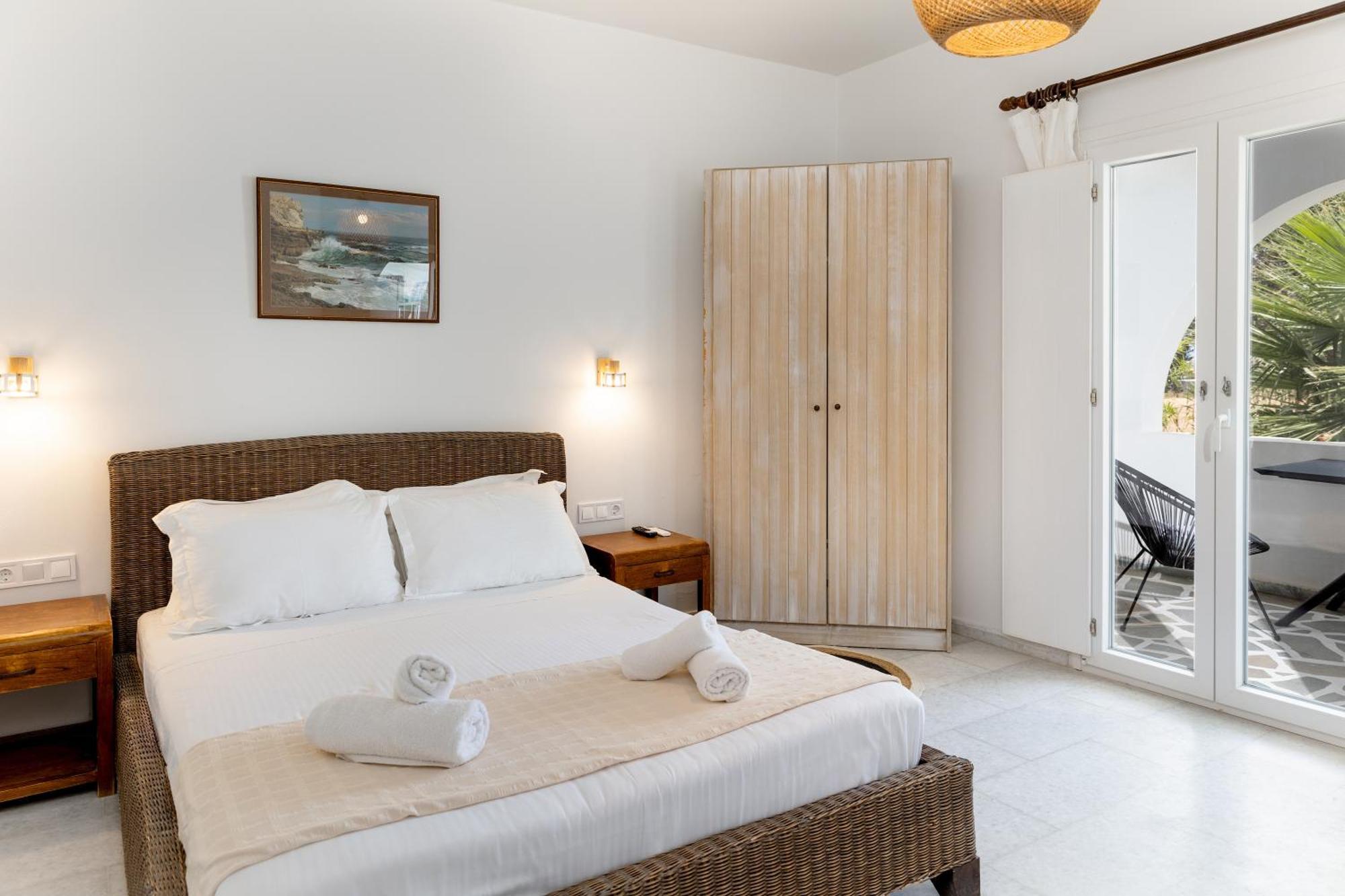 Helios Beach Studios Plaka  Exterior photo